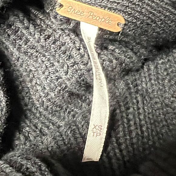 NWT Free People Black Layer Cake Ribbed Turtleneck Sweater Sz XS - Picture 7 of 8